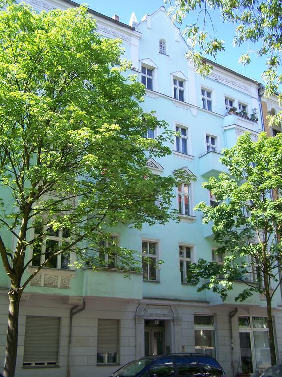 Altbauwohnung Mit 3 Baedern Berlín Exterior foto